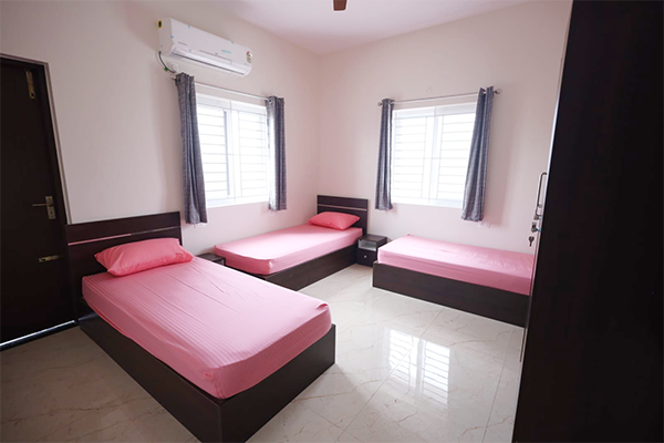 Inifity Living - Ladies Hostel in Peelamedu, Coimbatore